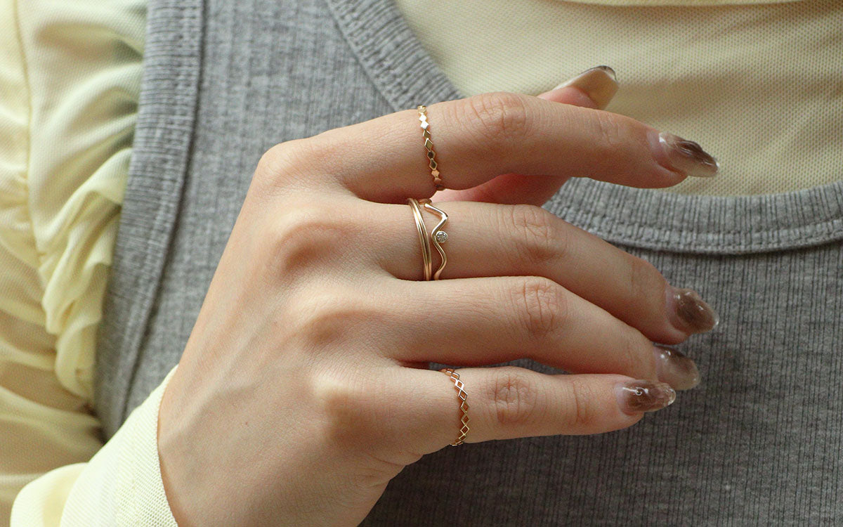 イエベさんに似合うジュエリー|パーソナルカラー別に解説