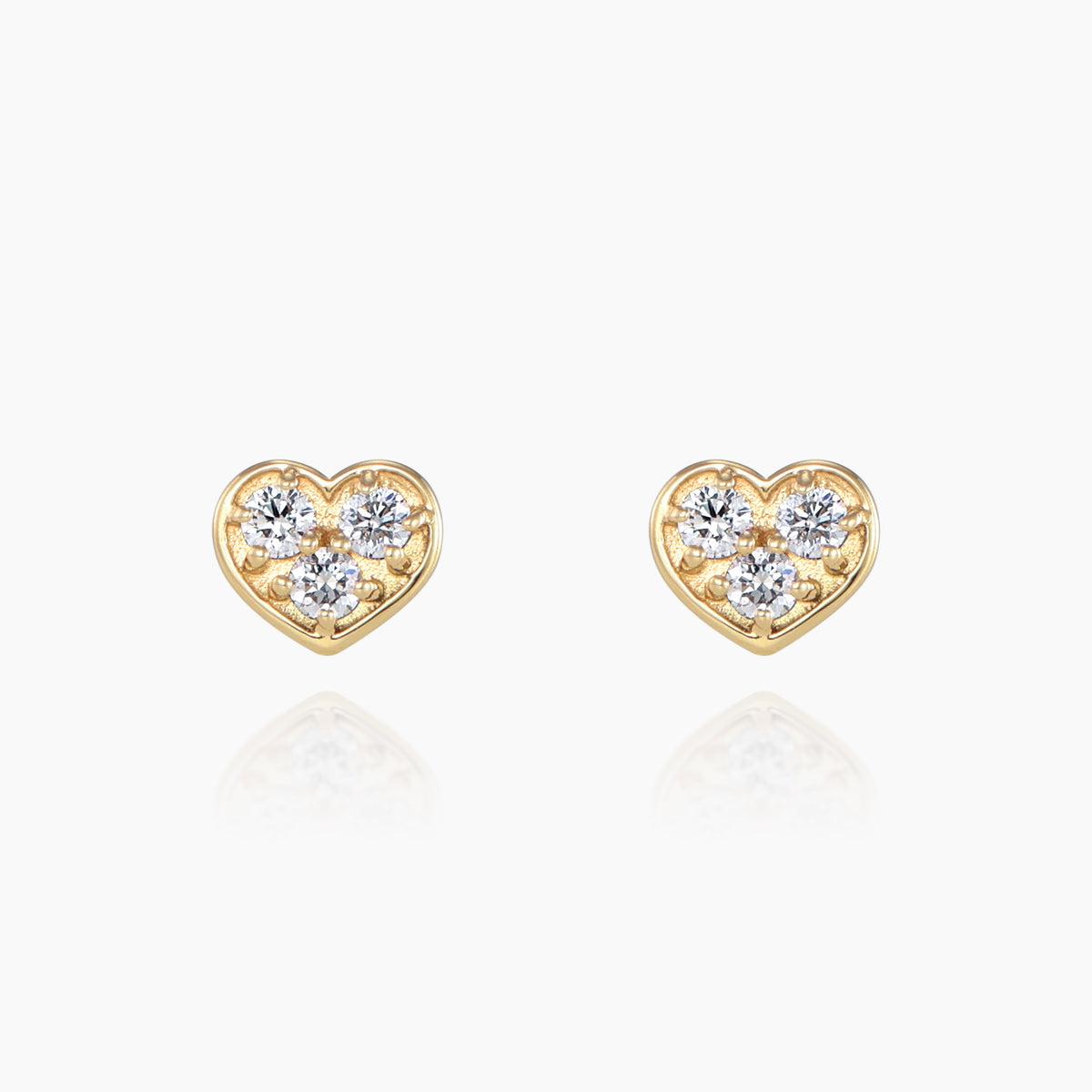 AHKAH18Kゴールド ダイヤモンド ハートパヴェピアス