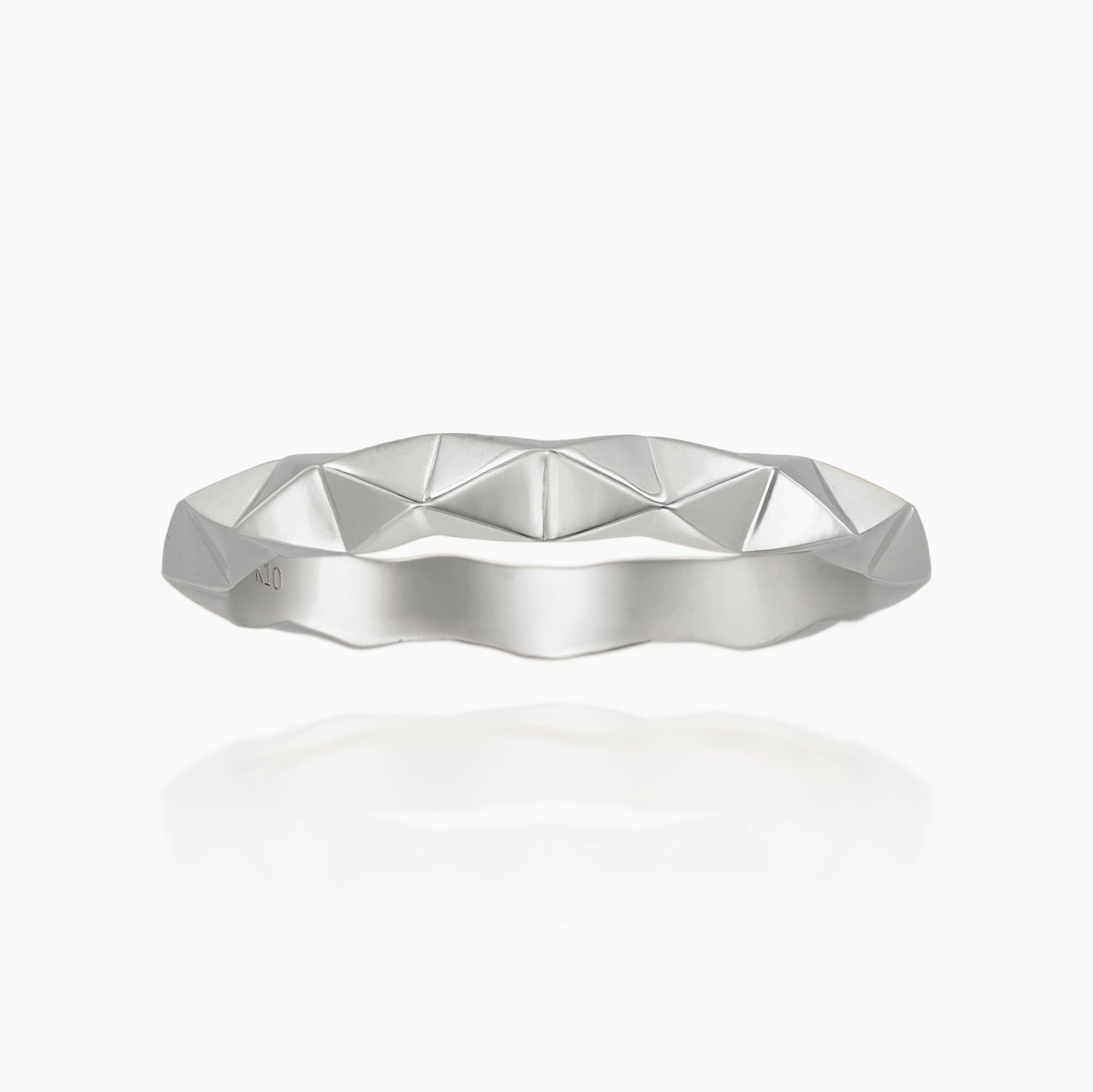 K10リング エタニティダイヤ 着用イメージ MONATELIER