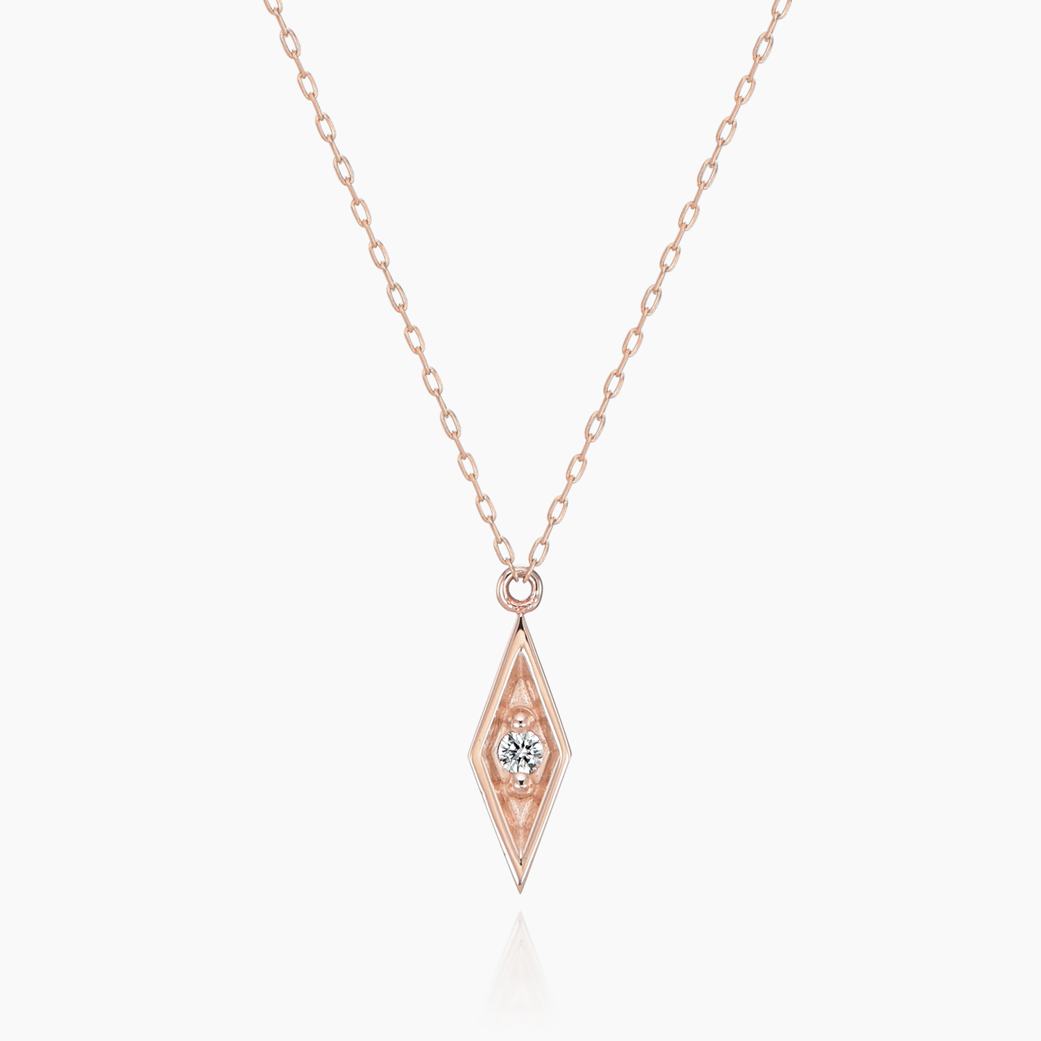 K10ネックレス ダイヤ 着用イメージ MONATELIER
