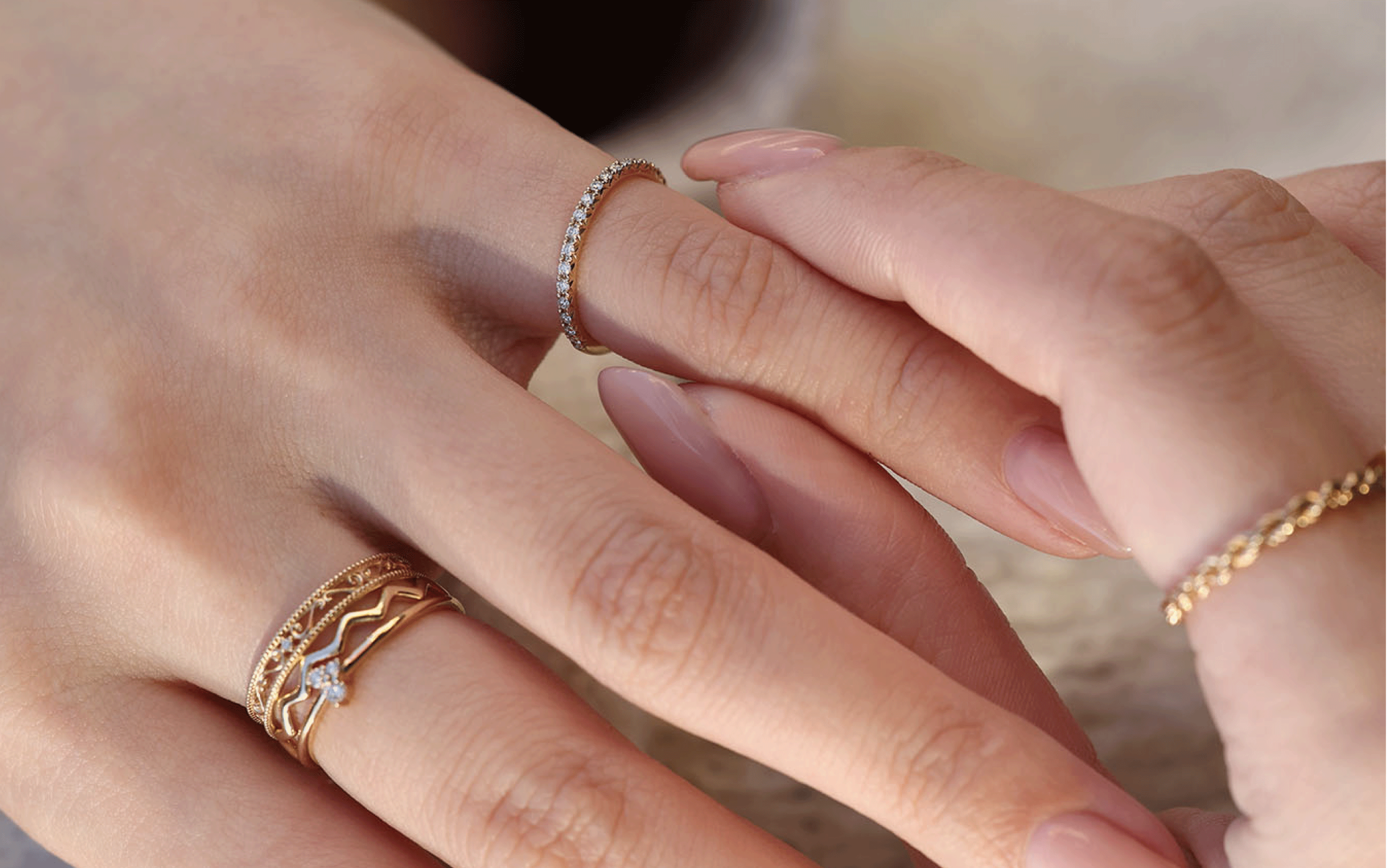 ジュエリー豆知識｜身近なもので測れるリングサイズ【自宅で簡単】