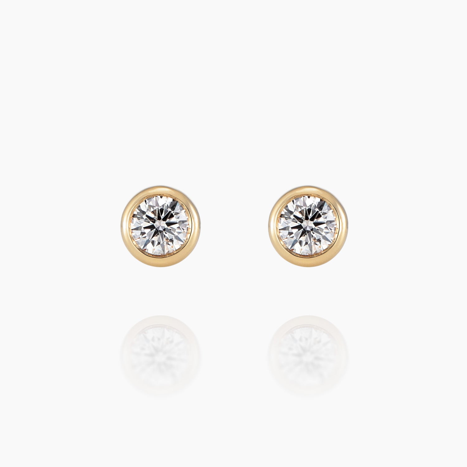 K10ピアス デール ヌーヴォー 0.2ct｜MONATELIER（モナトリエ）公式