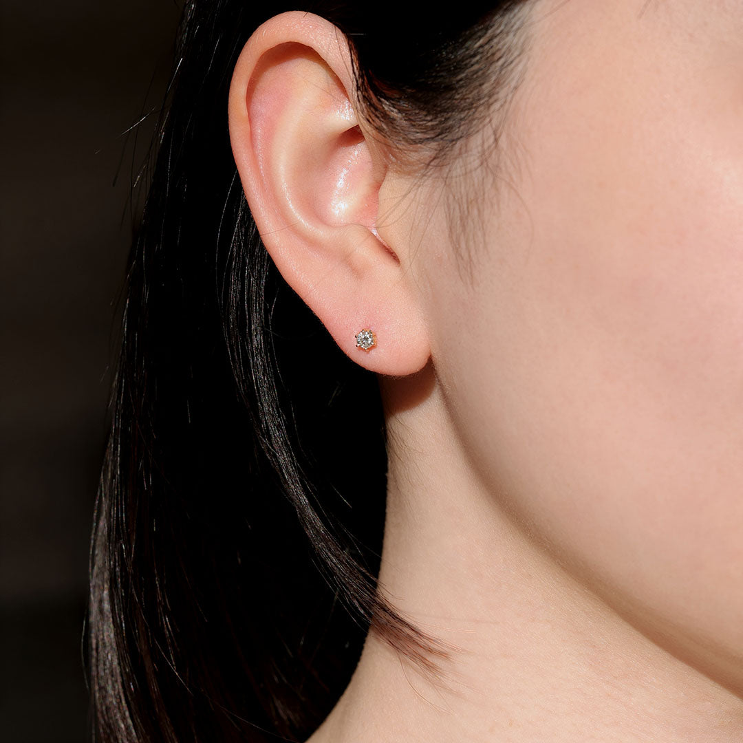 K10ピアス エリゼ 0.2ct｜MONATELIER（モナトリエ）公式｜K10 一粒