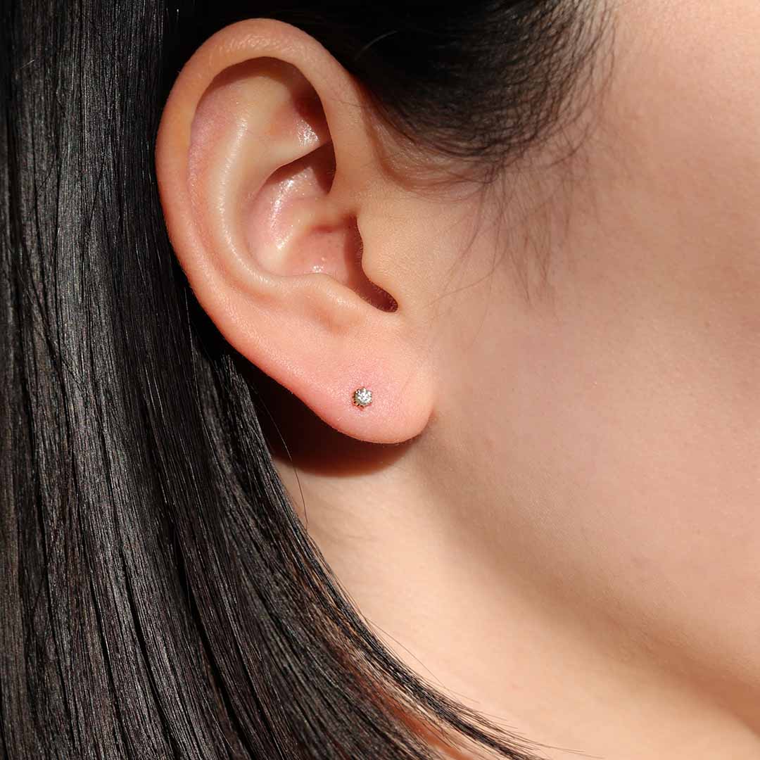 K10ピアス エリゼ 0.1ct｜MONATELIER（モナトリエ）公式｜K10 一粒