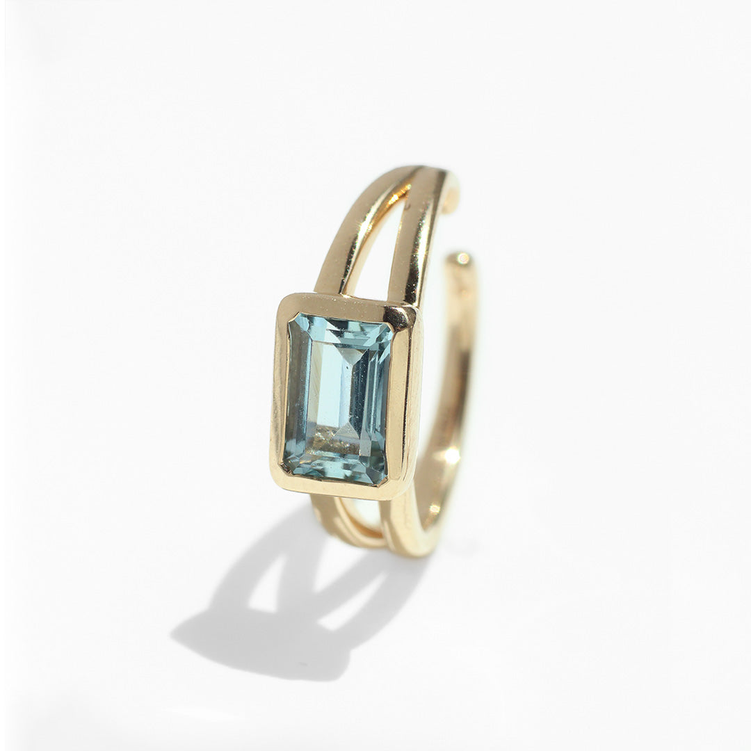 イヤーカフ[ノラン アクアマリン]//Ear cuff [Nolan Aquamarine]